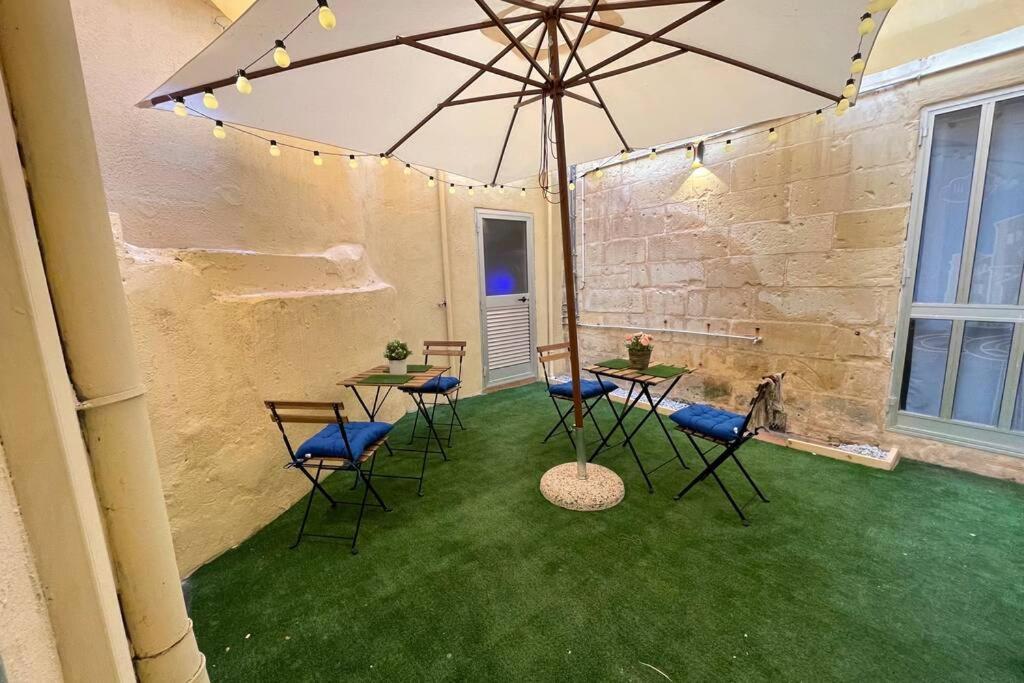 2 Bed Apt In Heart Of St Julians - 5Min From Seafront Saint Julian's エクステリア 写真