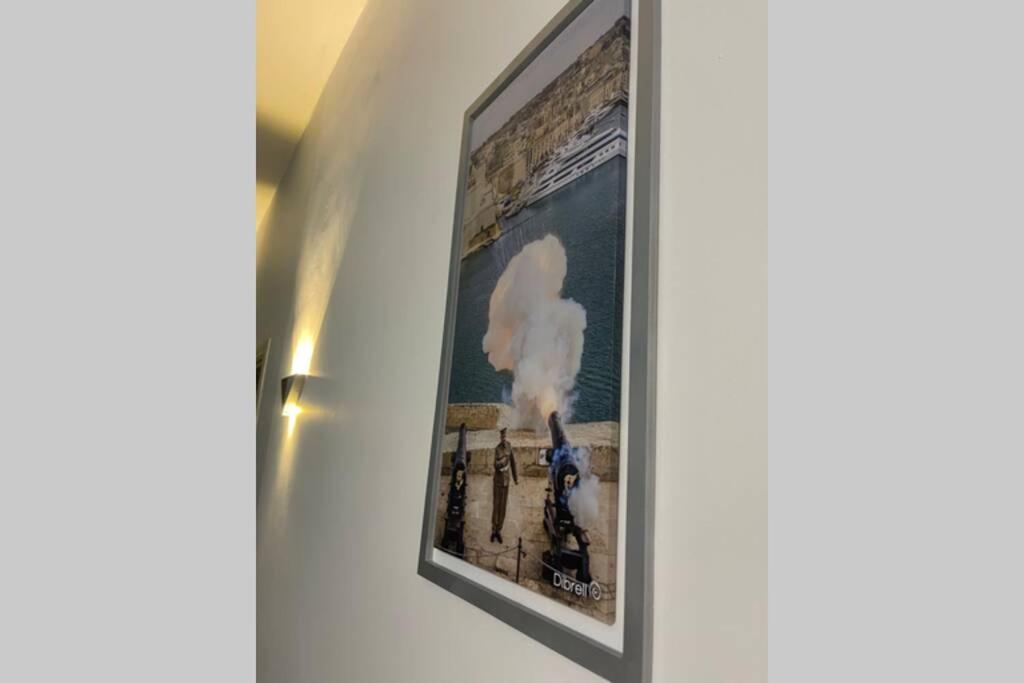 2 Bed Apt In Heart Of St Julians - 5Min From Seafront Saint Julian's エクステリア 写真
